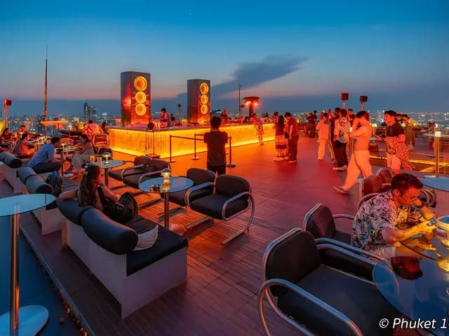 Aether-Rooftop-Bar-Bangkok-evening 360 view