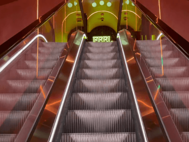 Signature Elevator Entrance of Mira club bangkok