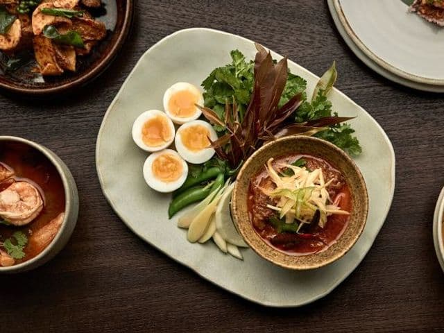 Nahm 4